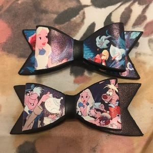Alice in Wonderland Small Bows Disney